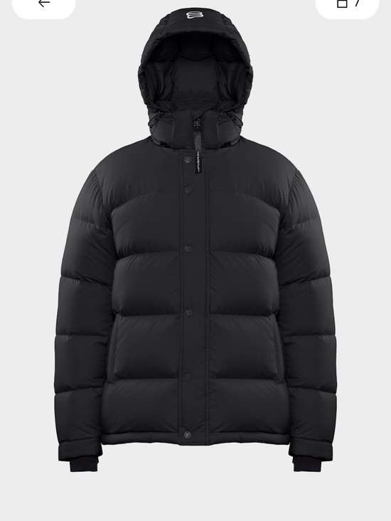 Aritzia Jackets & Blazers - SuperPuff Climatte - Black